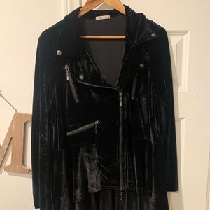Shein black velvet tail jacket 1x